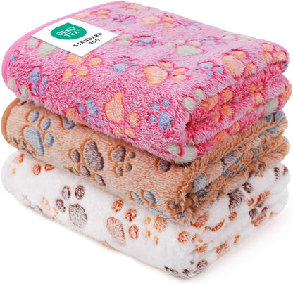 Cozy 3-Pack Fleece Dog Blankets - Soft & Stylish Throws for Pets