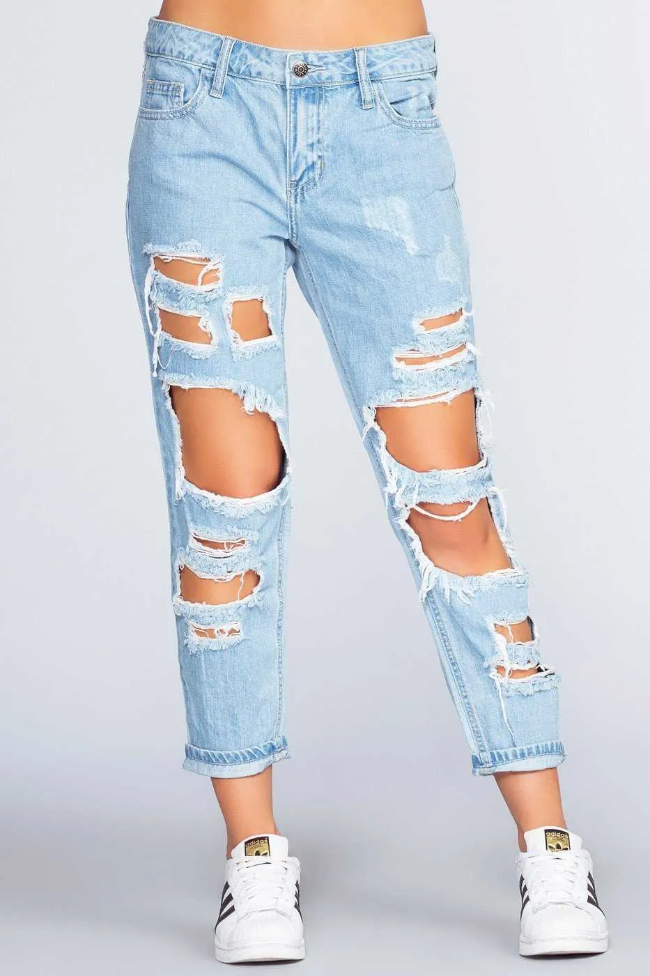 Gwen Distressed Boyfriend Jeans - Light