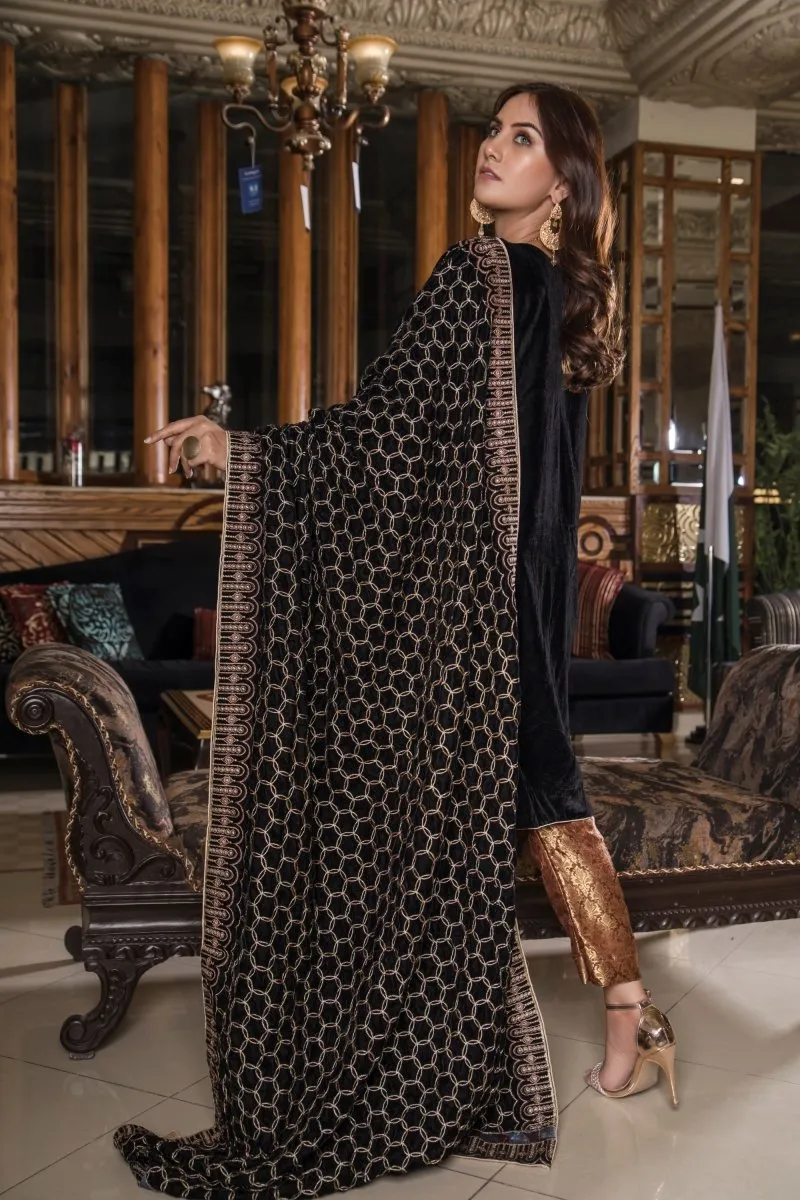 Mihrimah Embroidered Velvet 3 Piece Suit MIH07